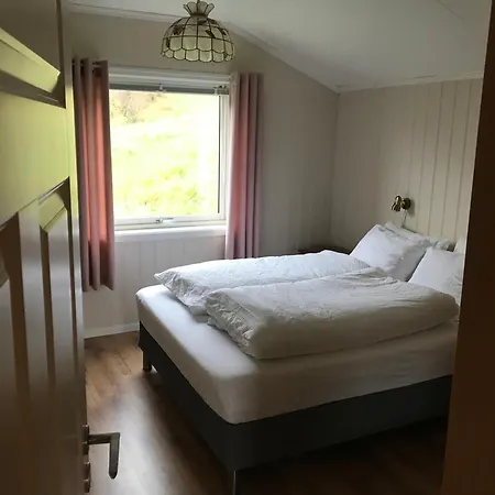 Enesi House