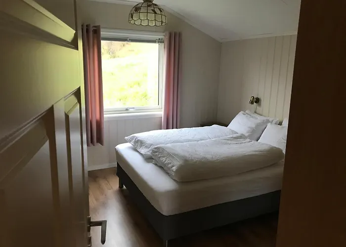 Enesi House